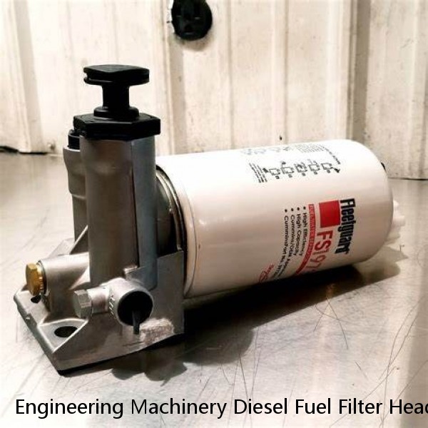 Engineering Machinery Diesel Fuel Filter Head , Komatsu Filter For Construction Machinery